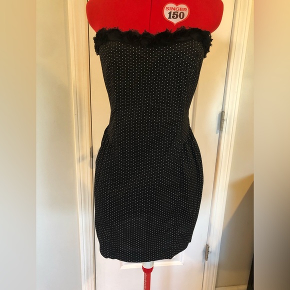 🎁 2 For $30 Y2K Polkadot Strapless Pinup Mini Dress With 3D Rosebuds - Picture 2 of 8